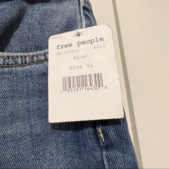 LAST CHANCE ⚫️ NWT WE THE FREE 31 Denim Jeans ⚫️ - Picture 5 of 7